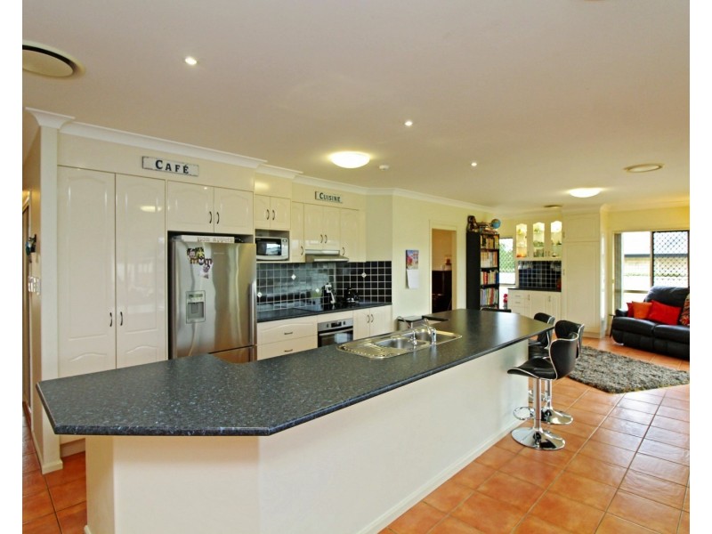 4 Willow St, Warwick QLD 4370