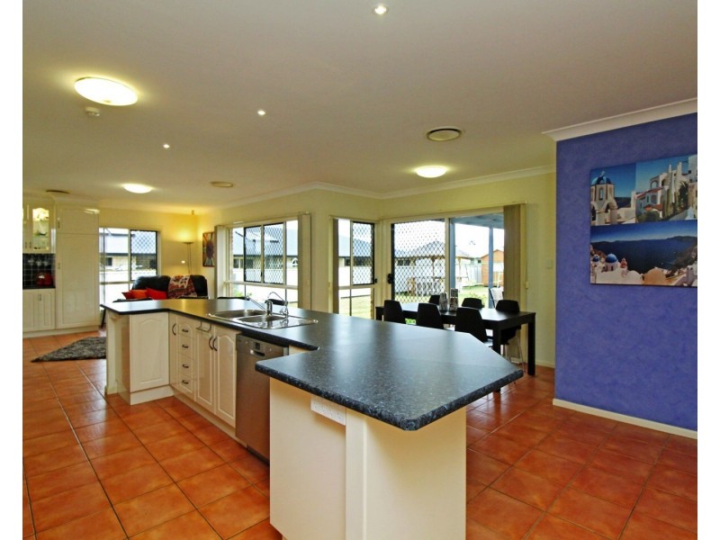 4 Willow St, Warwick QLD 4370
