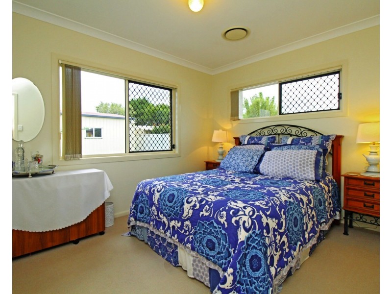 4 Willow St, Warwick QLD 4370