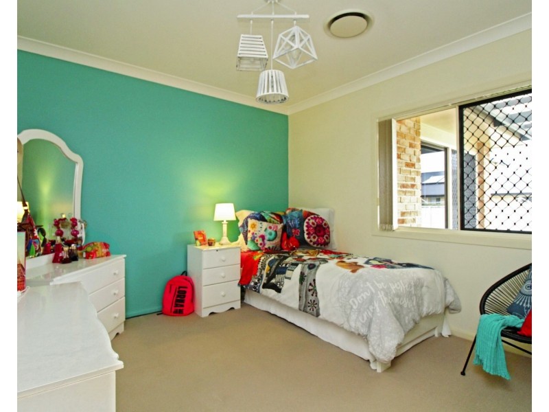 4 Willow St, Warwick QLD 4370
