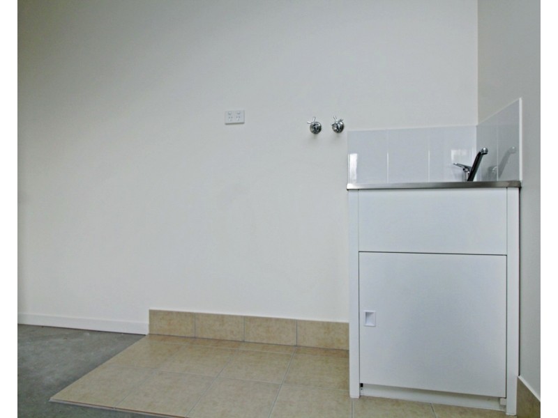 2C Wallace St, Warwick QLD 4370