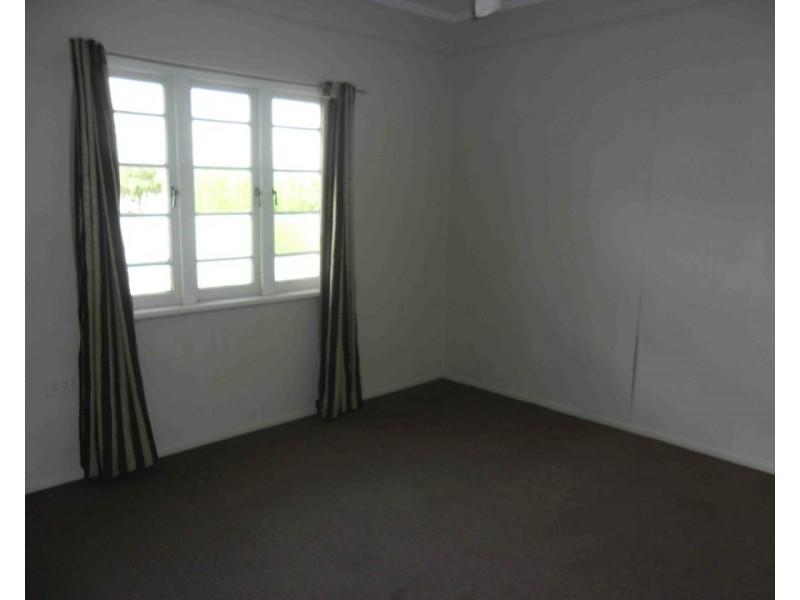 1 Clarke St, Warwick QLD 4370