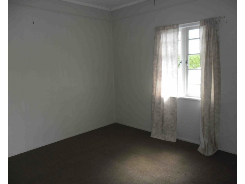 1 Clarke St, Warwick QLD 4370