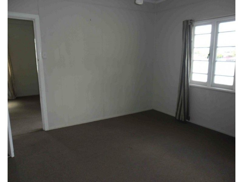 1 Clarke St, Warwick QLD 4370