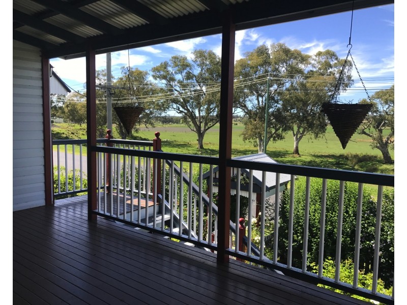 22 Percy St, Warwick QLD 4370
