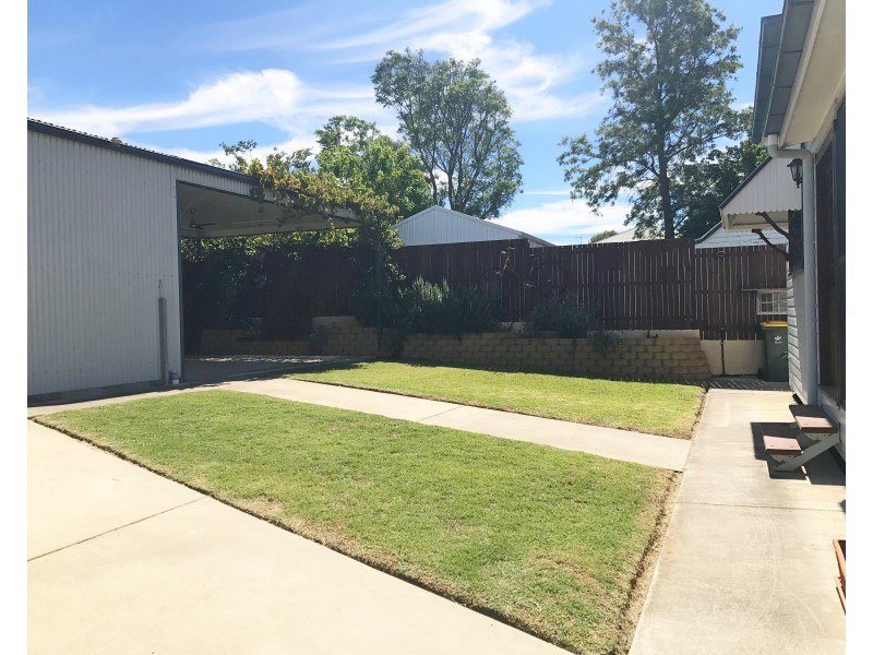 22 Percy St, Warwick QLD 4370