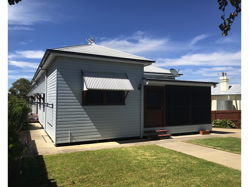 22 Percy St, Warwick QLD 4370
