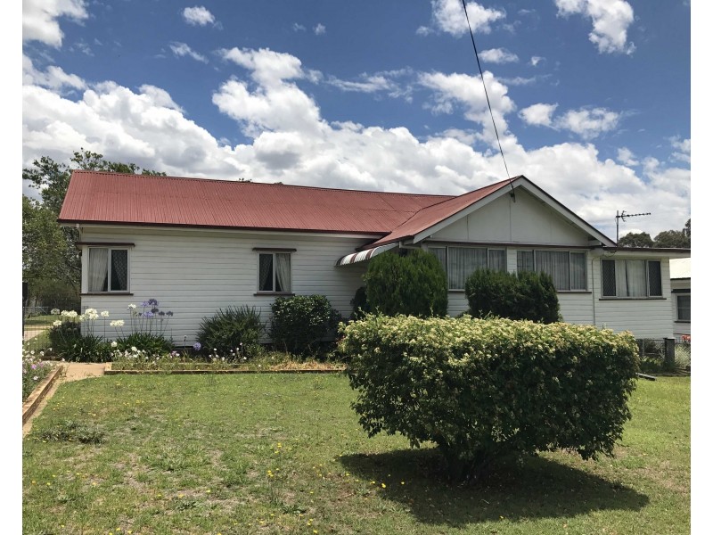 7 Wentworth Street, Warwick QLD 4370