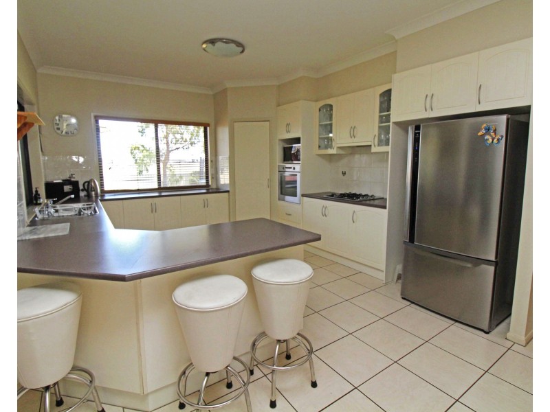 48 Doncaster Drive, Warwick QLD 4370