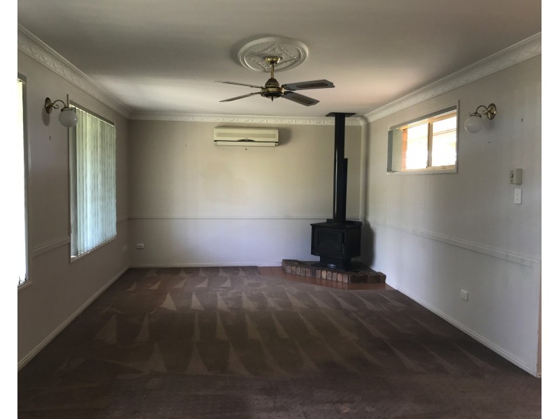 24 Ross Street, Warwick QLD 4370