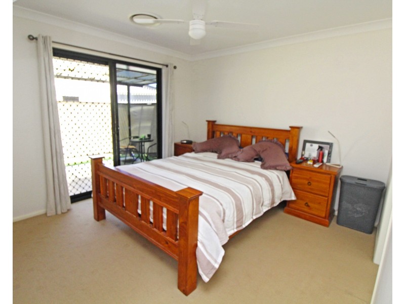 26 Allora St, Hendon QLD 4362