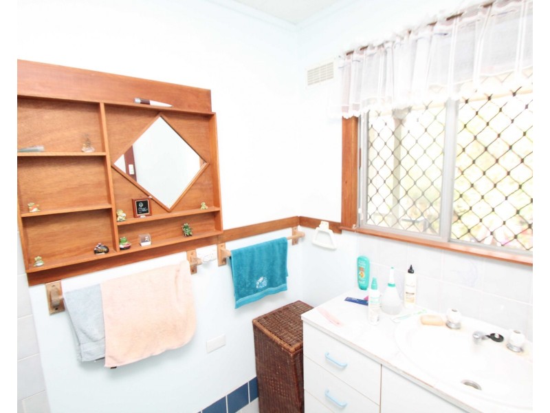 71 Hendon Deuchar Rd, Deuchar QLD 4362