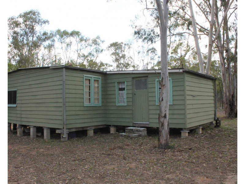71 Hendon Deuchar Rd, Deuchar QLD 4362