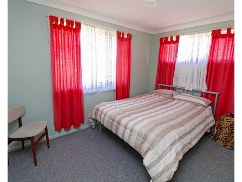 9 Howard Street, Warwick QLD 4370