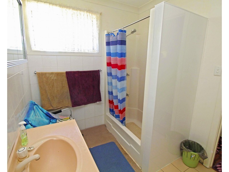 9 Howard Street, Warwick QLD 4370