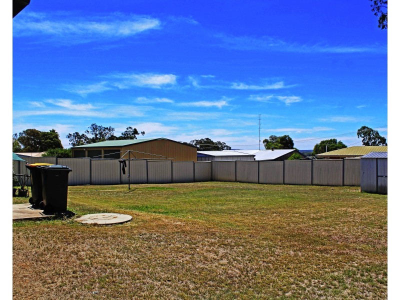 9 Howard Street, Warwick QLD 4370
