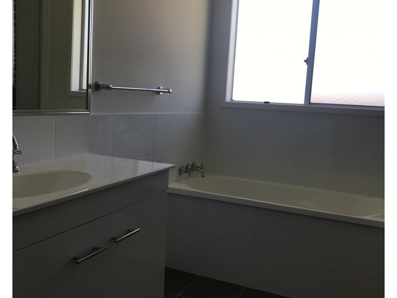 69 Maynes Street, Warwick QLD 4370
