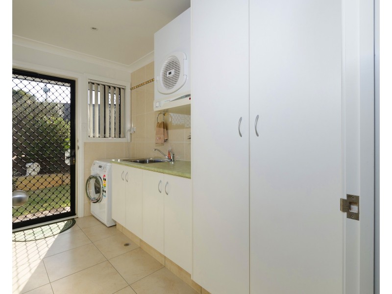 2 Daniel Dr, Warwick QLD 4370