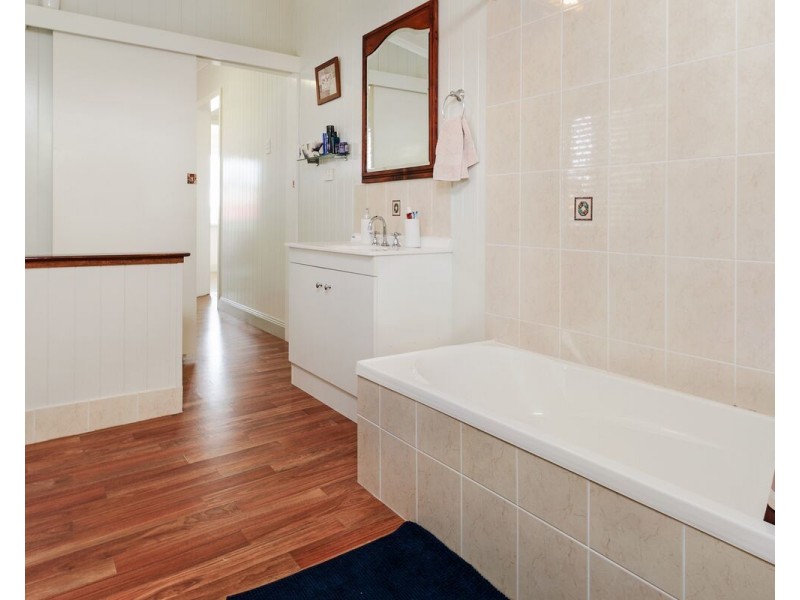 45 Pratten St, Warwick QLD 4370
