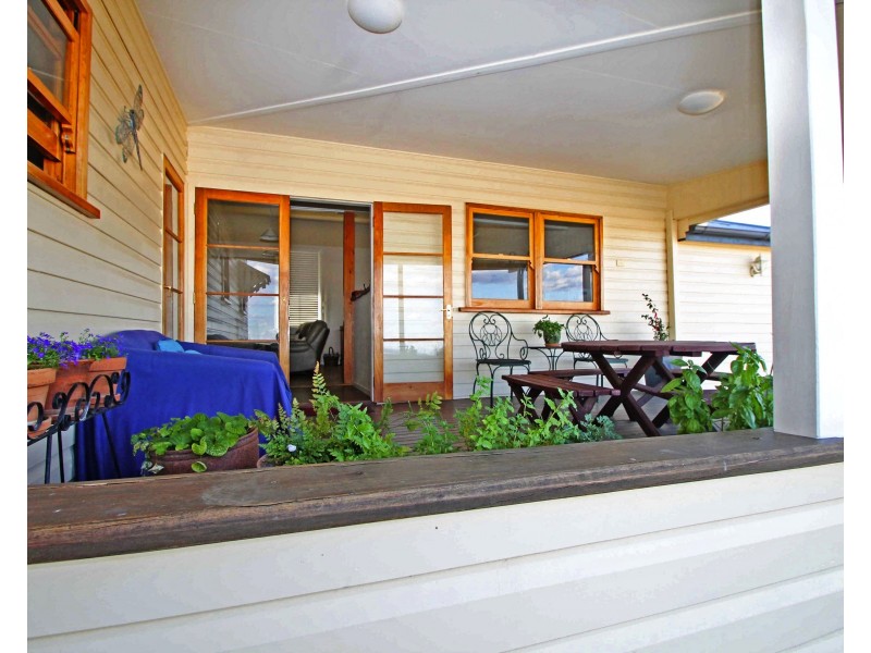 270 Black Soil Lane, Upper Wheatvale QLD 4370