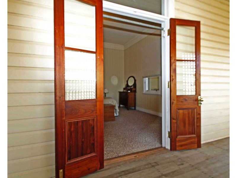270 Black Soil Lane, Upper Wheatvale QLD 4370