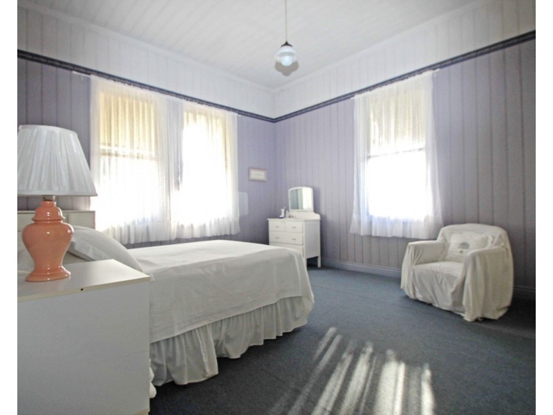 270 Black Soil Lane, Upper Wheatvale QLD 4370
