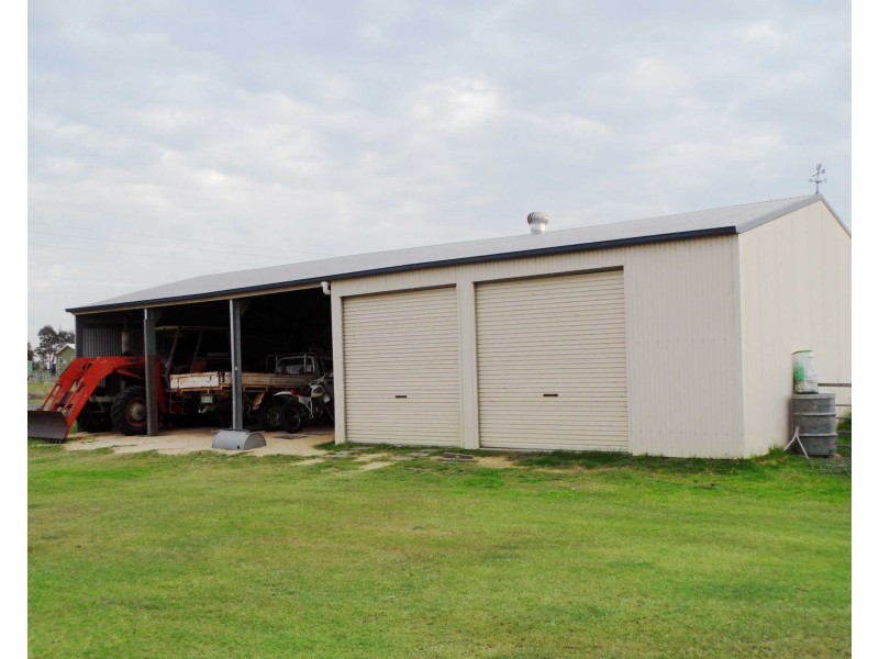 270 Black Soil Lane, Upper Wheatvale QLD 4370