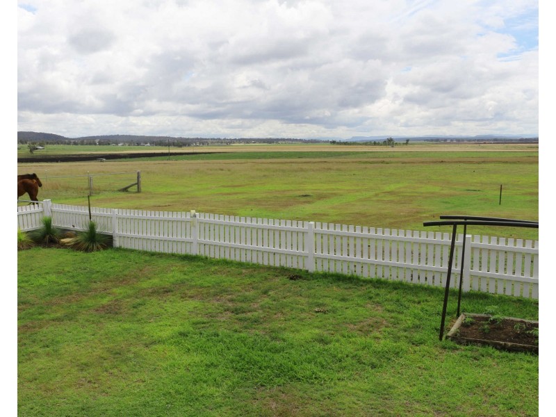 270 Black Soil Lane, Upper Wheatvale QLD 4370