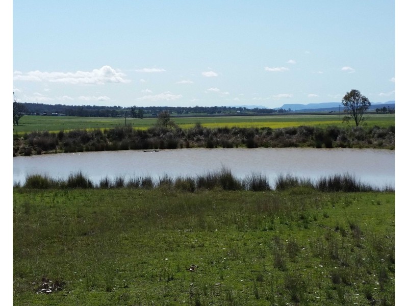 270 Black Soil Lane, Upper Wheatvale QLD 4370