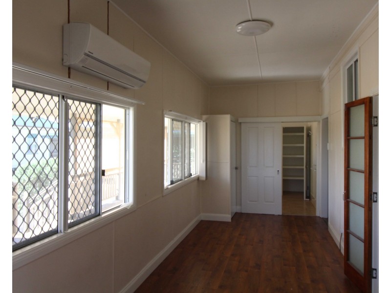 23 Rose St, Warwick QLD 4370