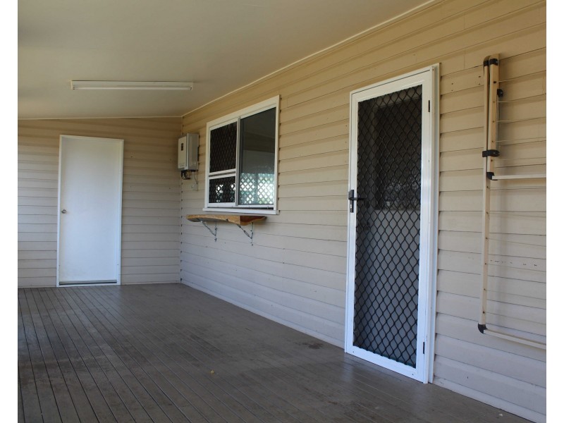 23 Rose St, Warwick QLD 4370