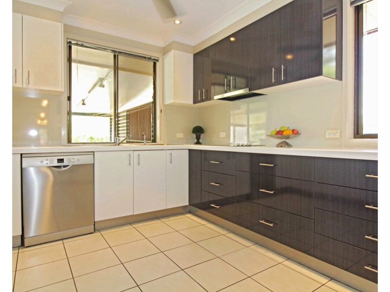 104 Glengallan Rd, Warwick QLD 4370