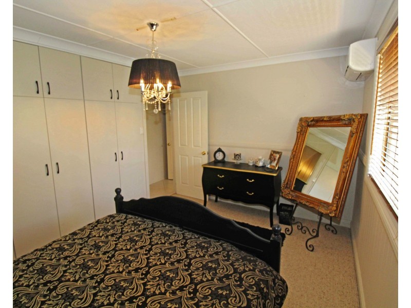 104 Glengallan Rd, Warwick QLD 4370