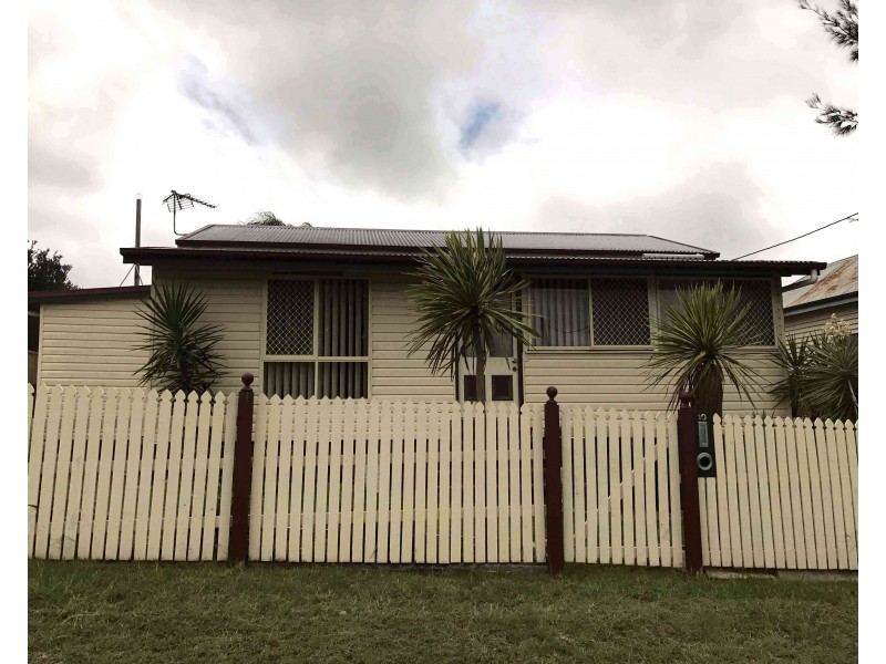 10 Percy Street, Warwick QLD 4370