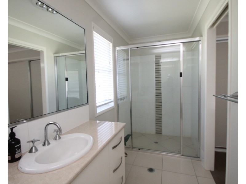 5 Ridgeview Rd, Warwick QLD 4370