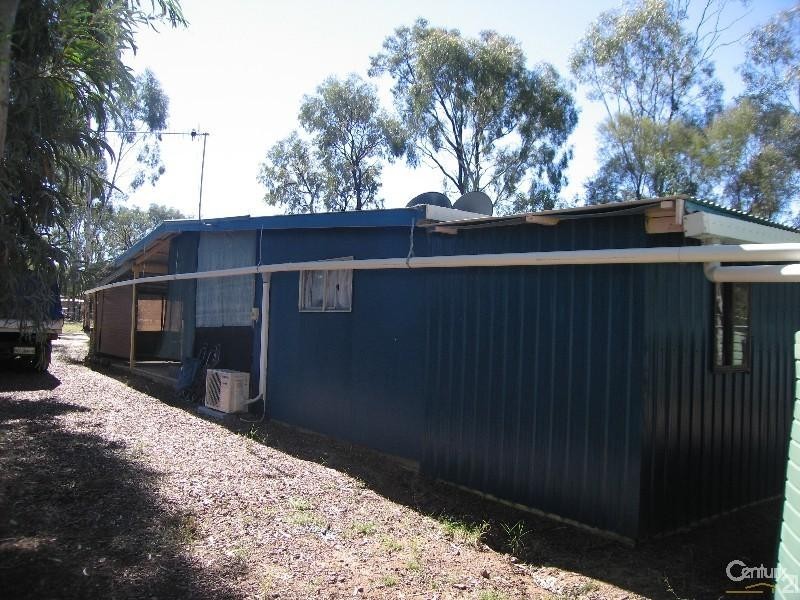 11 Golden Willows Drive, Willows QLD 4702