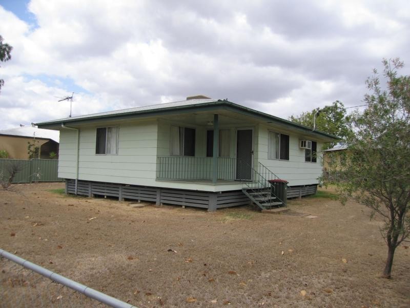 55 Wattle Street, Blackwater QLD 4717