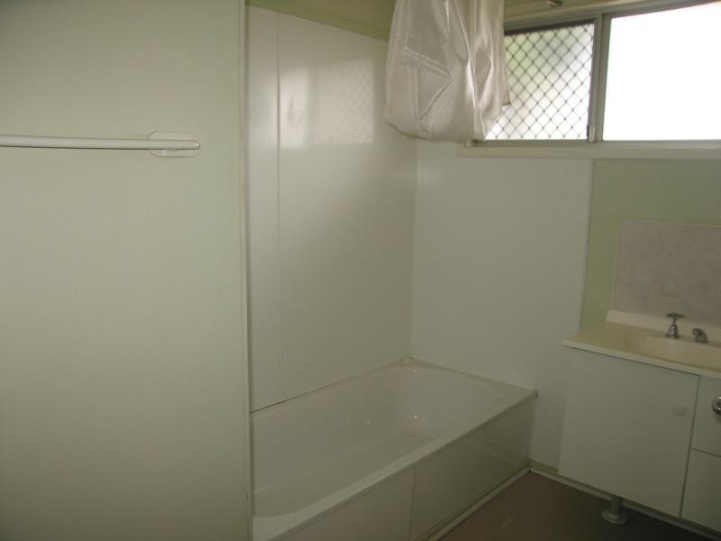 55 Wattle Street, Blackwater QLD 4717