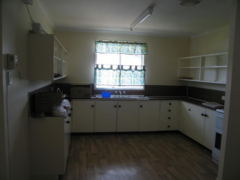 14 Cork Street, Blackwater QLD 4717