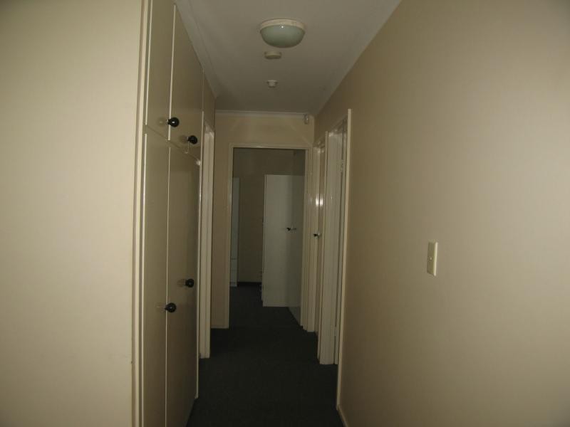 14 Cork Street, Blackwater QLD 4717