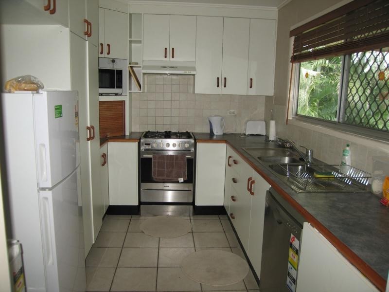 36 Bremner Street, Blackwater QLD 4717