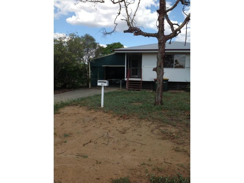 29 Arthur Street, Blackwater QLD 4717