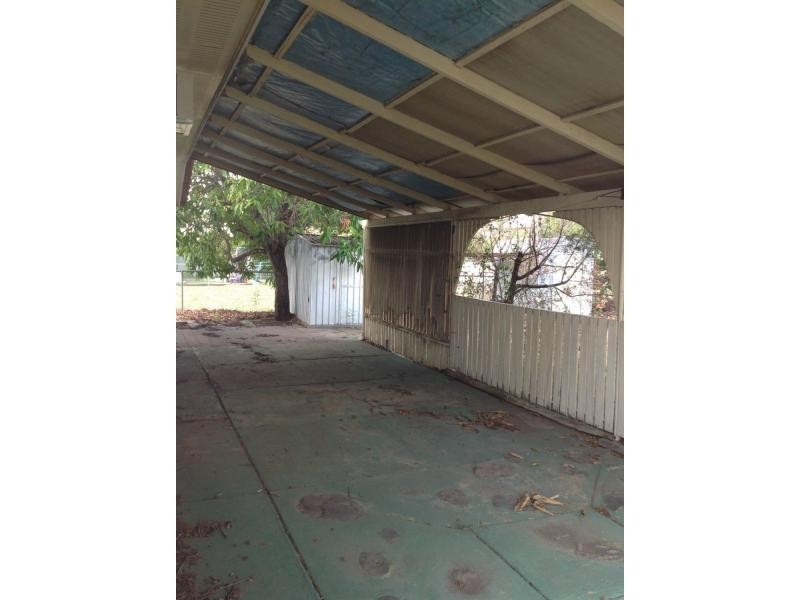 29 Arthur Street, Blackwater QLD 4717