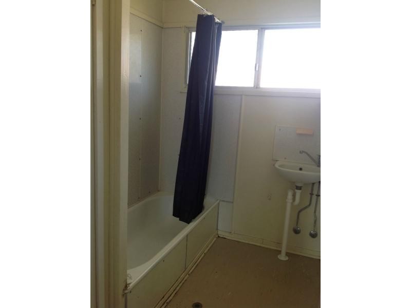 64 Littlefield Street, Blackwater QLD 4717