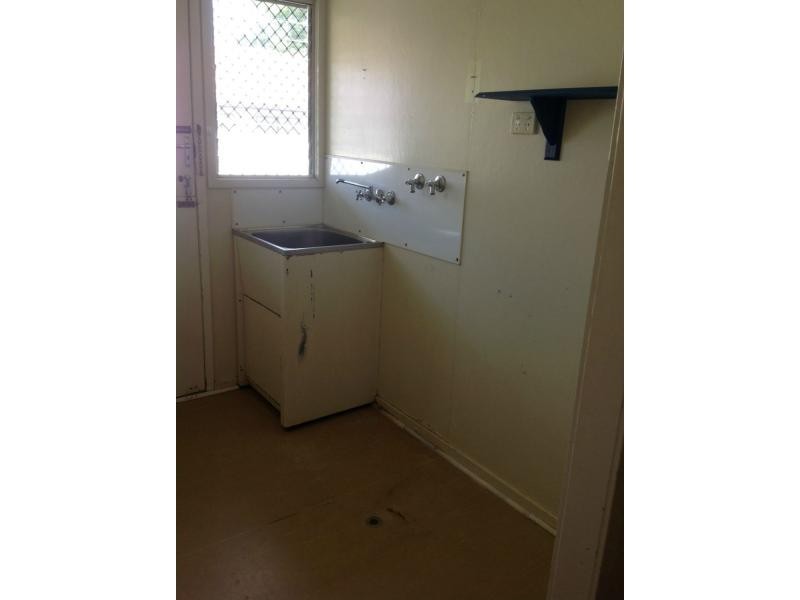 64 Littlefield Street, Blackwater QLD 4717