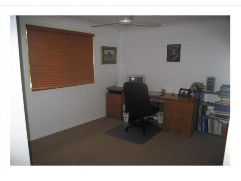 16 Seeman Street, Blackwater QLD 4717