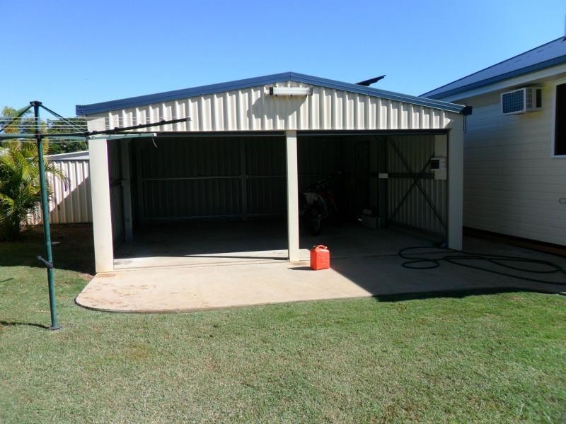 16 Seeman Street, Blackwater QLD 4717