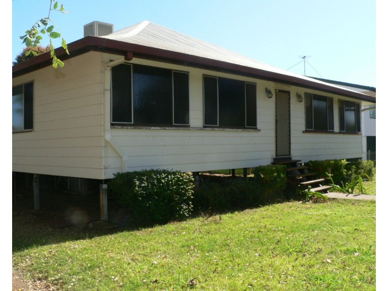 35 Retro Street, Emerald QLD 4720