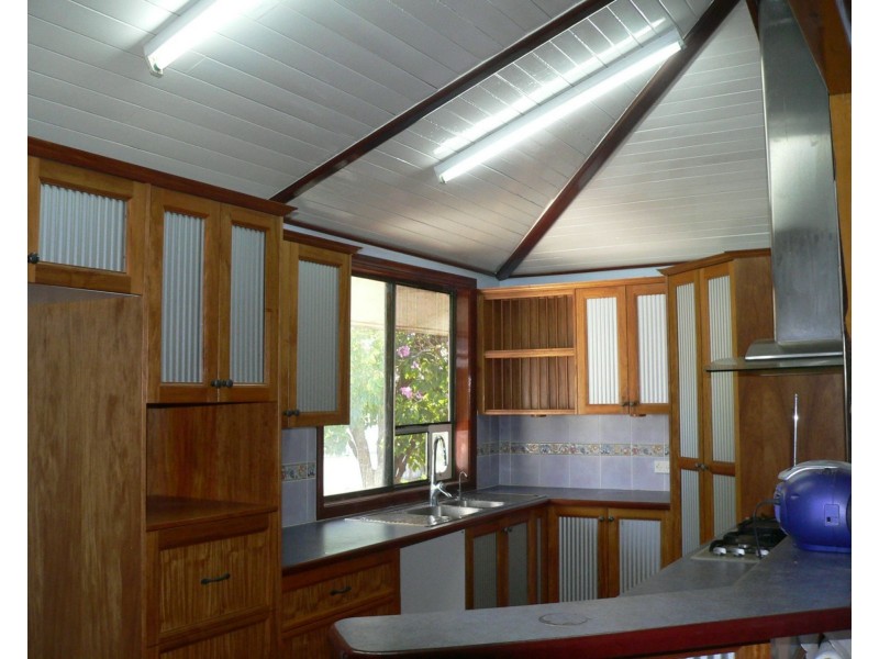 35 Retro Street, Emerald QLD 4720