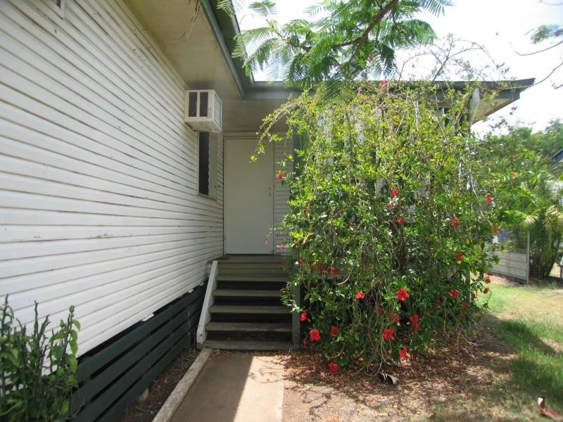 15 Ironbark Street, Blackwater QLD 4717